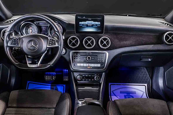 Mercedes-Benz CLA220 d 15 of 23