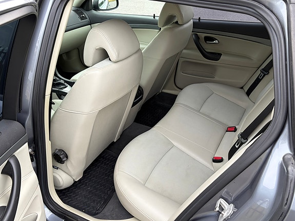 Saab 9-3 5 of 5