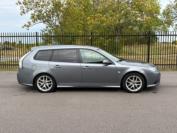 Saab 9-3 3 of 5