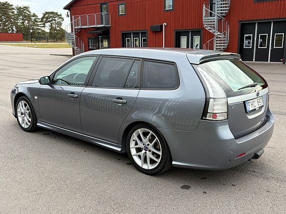 Saab 9-3 2 of 5