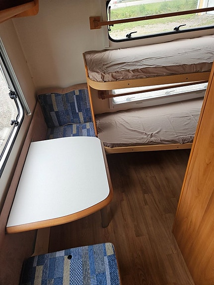 Home-car 65 " barnkammare/dubbelsäng " aircondition 7 of 16