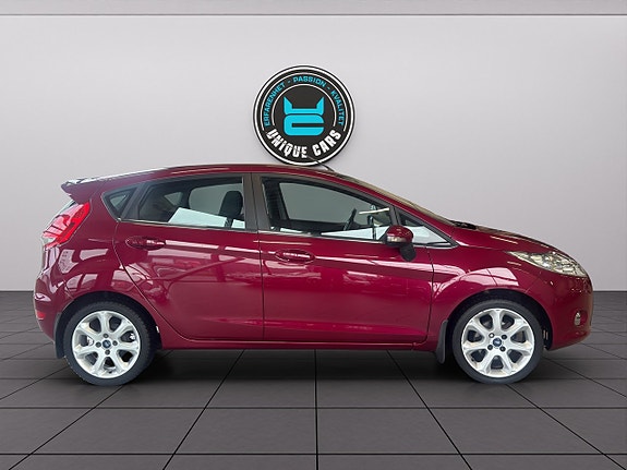 Ford Fiesta 2 of 19