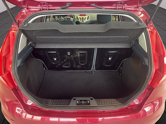 Ford Fiesta 19 of 19