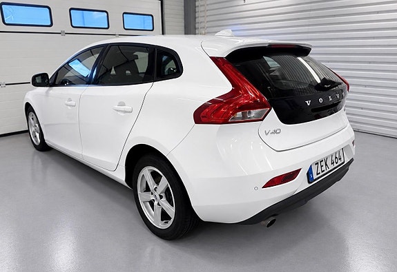 Volvo V40 5 of 10