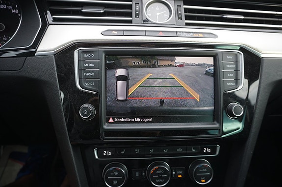 Volkswagen Passat Alltrack 7 of 7