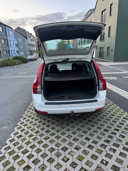 Volvo V50 7 of 10