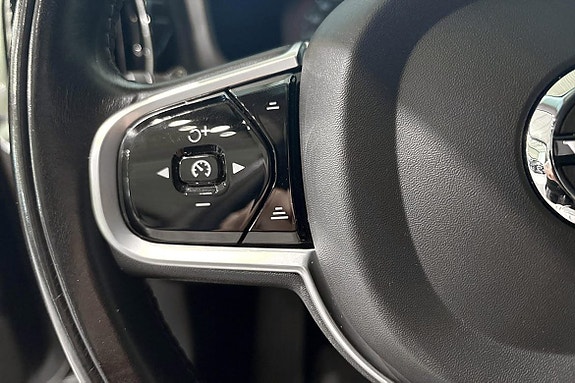 Volvo V60 13 of 21