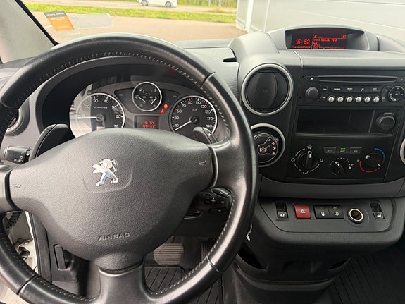 Peugeot Partner 11 of 13