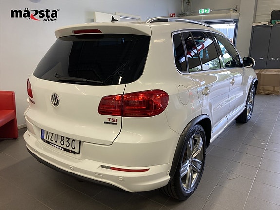 Volkswagen Tiguan 3 of 22