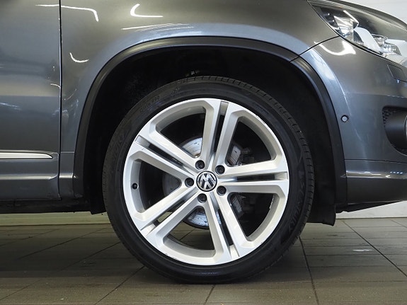 Volkswagen Tiguan 8 of 24