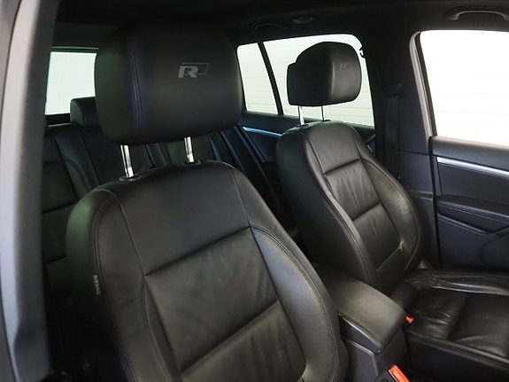 Volkswagen Tiguan 12 of 24
