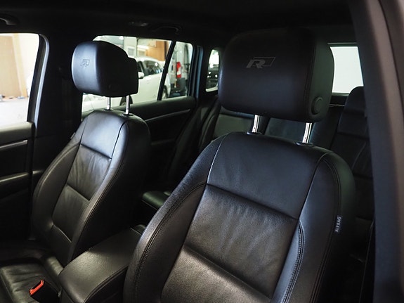 Volkswagen Tiguan 15 of 24