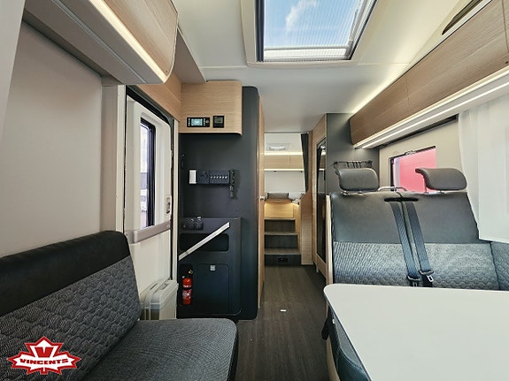Adria Coral XL 660 SL *Långbäddar *Solcell *Cykelställ 2 of 25