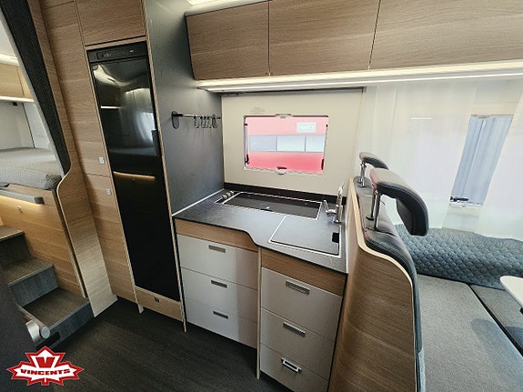 Adria Coral XL 660 SL *Långbäddar *Solcell *Cykelställ 4 of 25