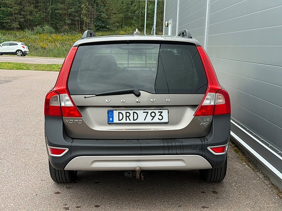 Volvo XC70 6 of 13