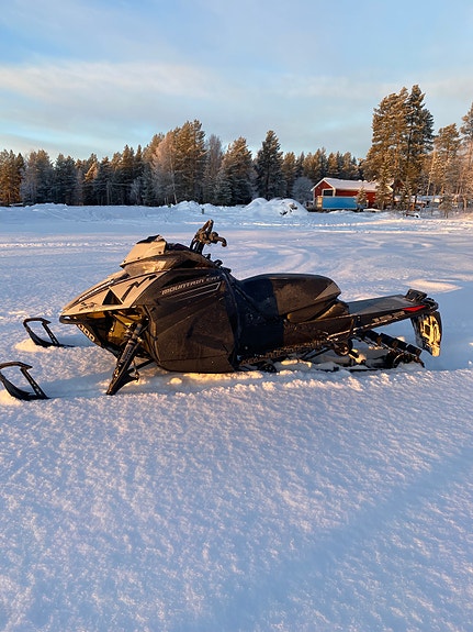 Arctic-cat 3 of 4
