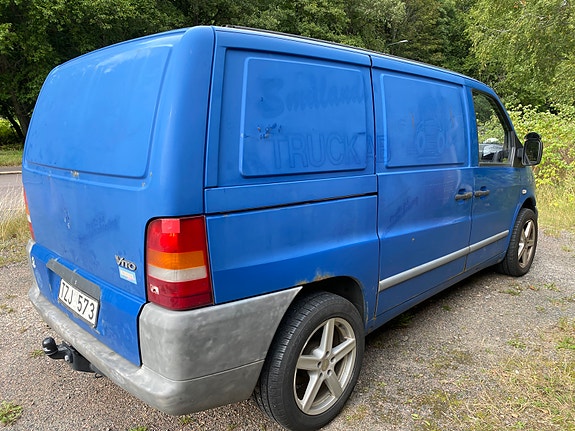 Mercedes-Benz Vito 108 6 of 9