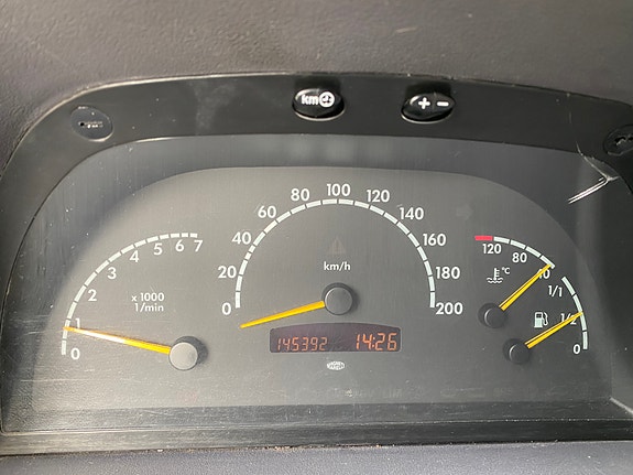 Mercedes-Benz Vito 108 9 of 9