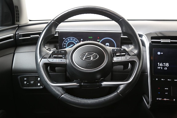 Hyundai Tucson 11 of 30