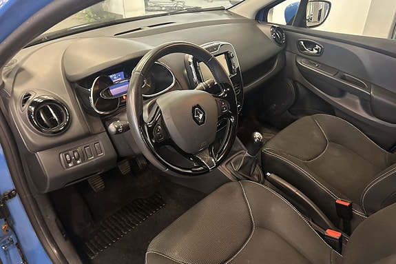 Renault Clio 9 of 23