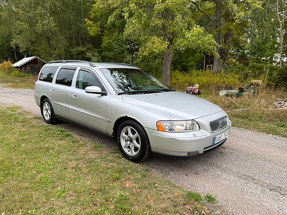 Volvo V70 6 of 10