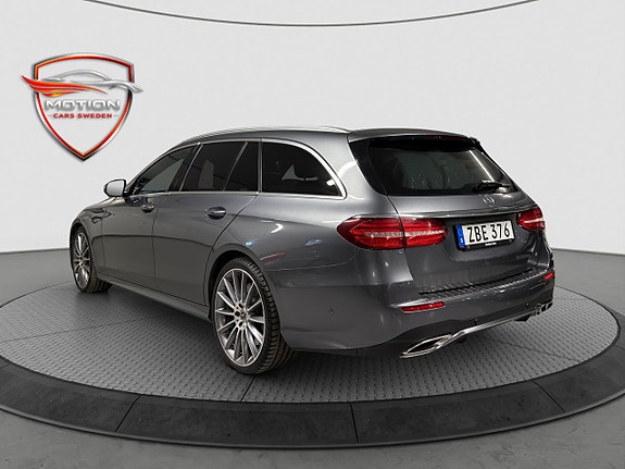Mercedes-Benz E400 7 of 19