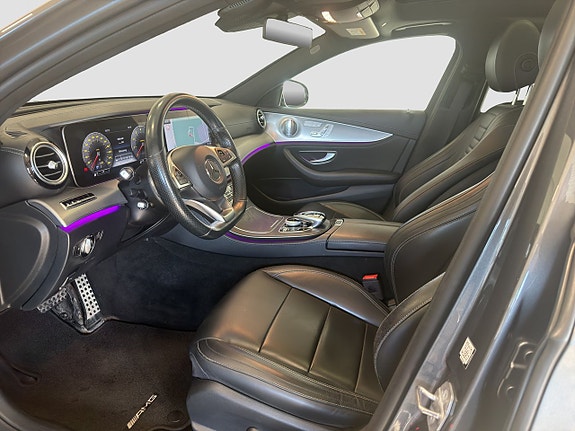 Mercedes-Benz E400 9 of 19