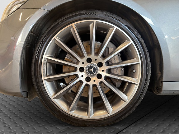 Mercedes-Benz E400 19 of 19