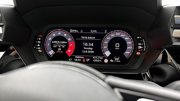 Audi A3 8 of 16