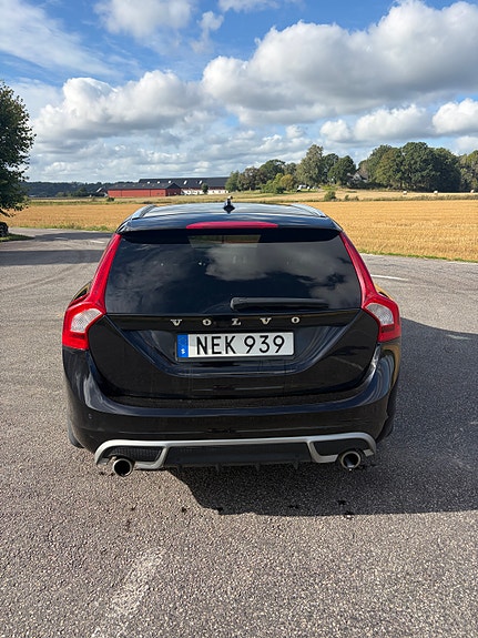 Volvo V60 6 of 12
