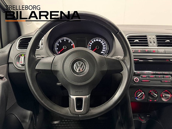 Volkswagen Polo 16 of 20