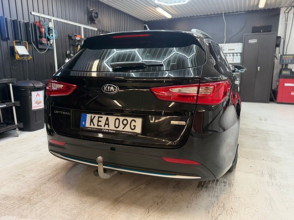 Kia Optima 3 of 8