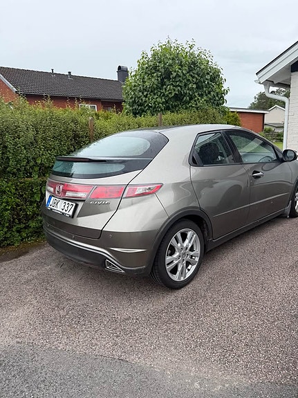 Honda Civic 3 of 3