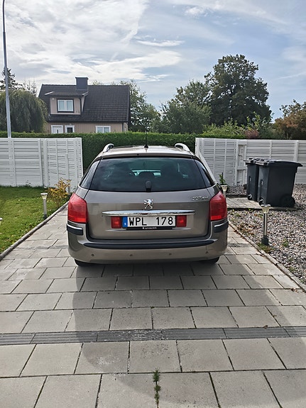 Peugeot 407 4 of 8