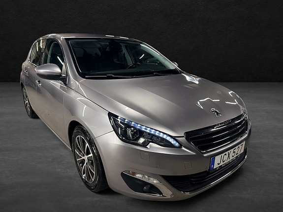 Peugeot 308 9 of 24