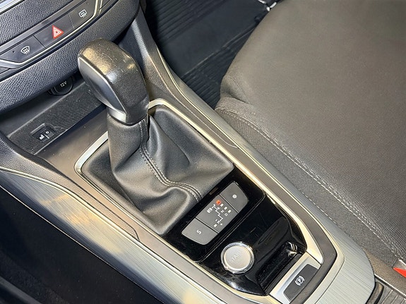 Peugeot 308 21 of 24