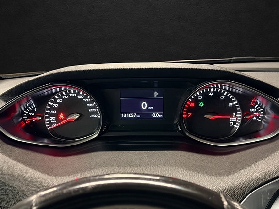Peugeot 308 15 of 24