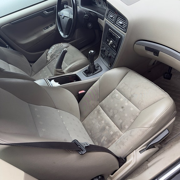 Volvo S60 8 of 10