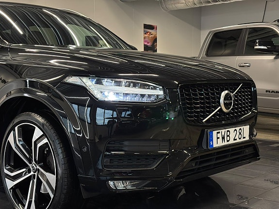 Volvo XC90 6 of 29