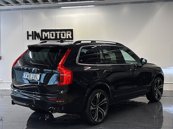Volvo XC90 7 of 29