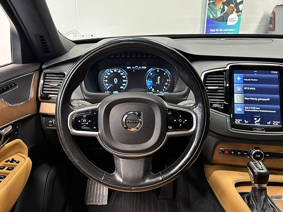 Volvo XC90 19 of 29