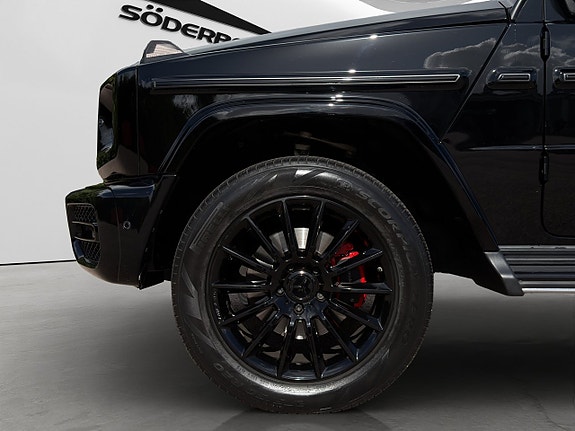 Mercedes-Benz G350 7 of 30