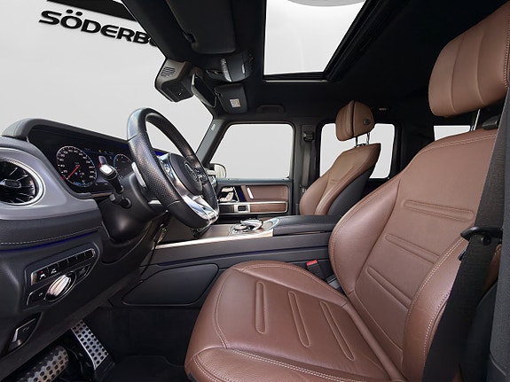 Mercedes-Benz G350 11 of 30