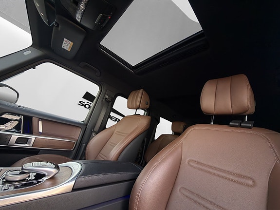 Mercedes-Benz G350 12 of 30