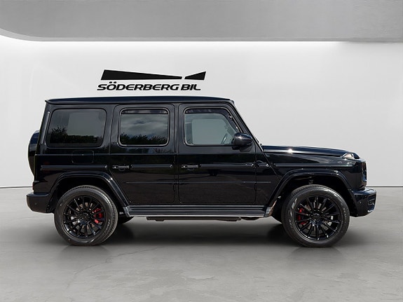 Mercedes-Benz G350 28 of 30
