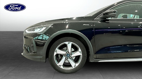 Ford Focus 9 of 9