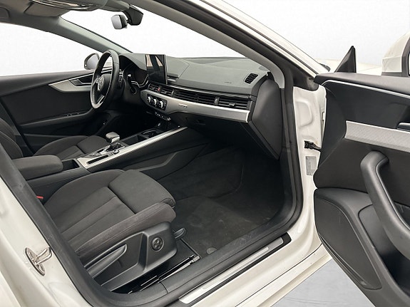 Audi A5 11 of 28