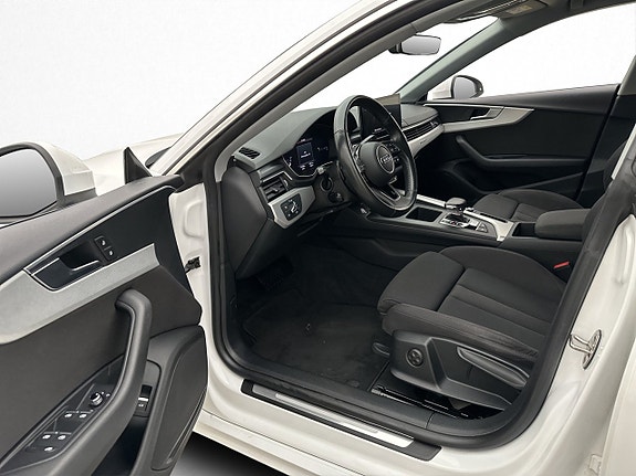 Audi A5 8 of 28