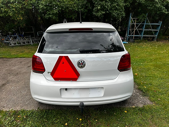 Volkswagen Polo 10 of 18