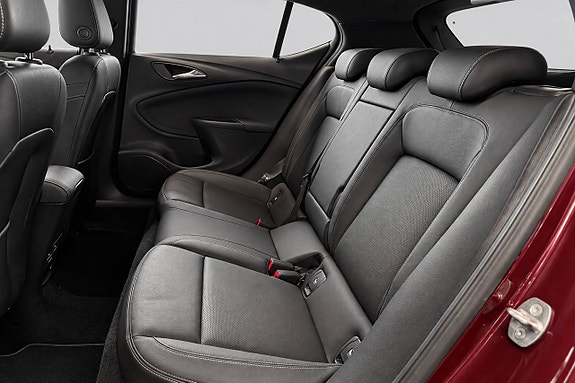 Opel Astra 10 of 18